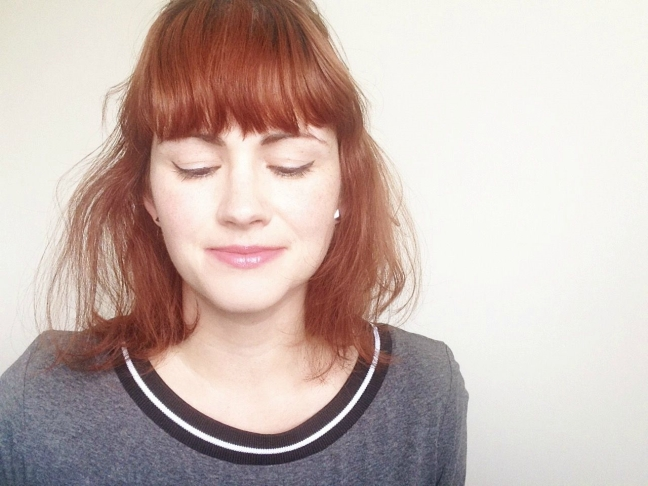 Elle Eyeliner Hayley from Home