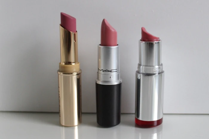 Red Magazine - Pink Lipsticks