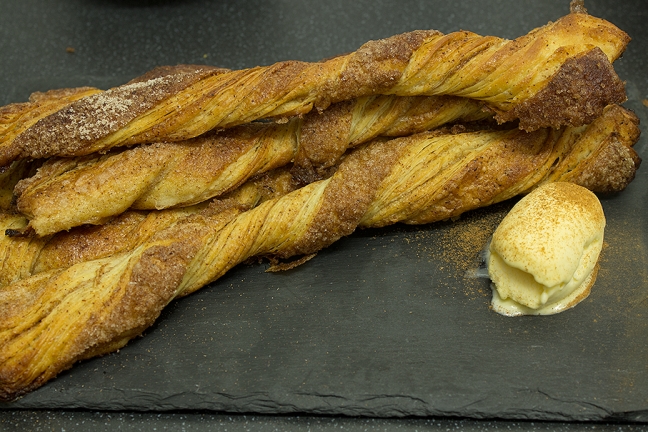 Jamie Oliver cinnamon twists recipe