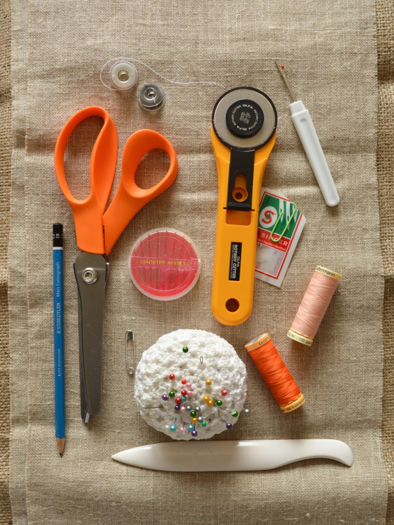 Anna-Simmonds-whats in my sewing kit 2