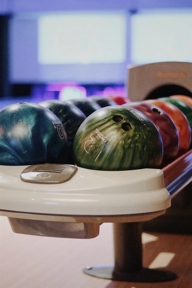 bowling - 6 Things To Do in London on Valentine's Day 2018